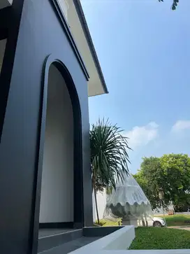 RUmah Baru Lokasi Boulevard Swimming pool BSD city