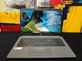 Laptop Hp 14 Core i5 1135G7 Ram 16 SSD 512 Iris Xe