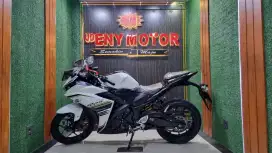 UD ENY MOTOR - Yamaha R25 thn 2017 buruan