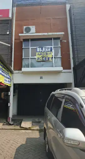 Ruko 2 Lantai Siap Pakai Lokasi Strategis Cikarang Baru
