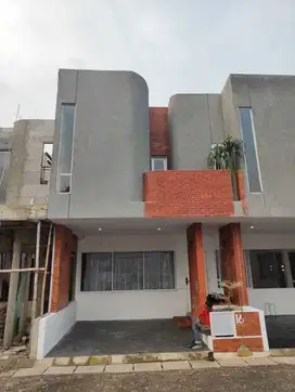 829 Rumah Cluster 2 Lt Eksklusif Harga Terjangkau di Pamulang