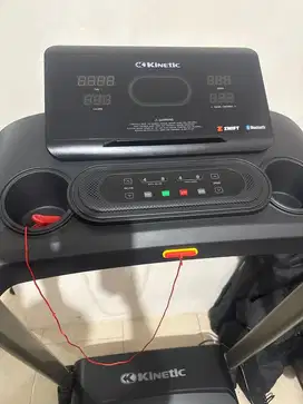TREADMILL KINETIC MOTORIZED SMART 1.25 Hp 12 p