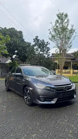 civic turbo sedan