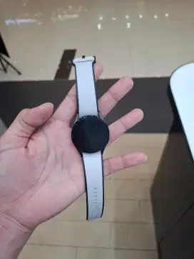 SAMSUNG GALAXY WATCH 5