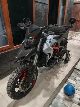 (FULL PAPER) 2013 ducati hyperstrada 821 hypermotorad