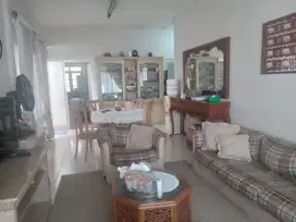 Rumah Klasik di Ciumbuleuit dekat Kampus Unpar