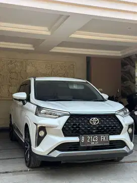 Veloz type Q CVT 2022 Putih
