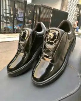 sepatu pdh tali putar