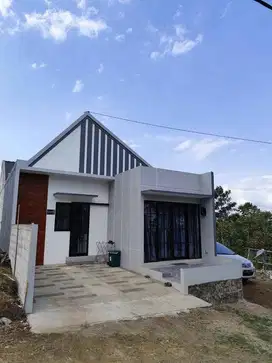 RUMAH VILLA 1 LANTAI LOKASI DEKAT MUSEUM ANGKUT BATU