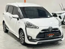 Dp 7 jt.. Toyota Sienta Q 1.5 A/T 2016.. eNHa garage Semarang..