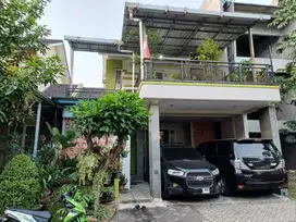 DIJUAL RUMAH DI CLUSTER SEVILLA BSD