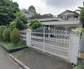 Rumah Dengan Pool di MPR Cilandak, Hanya 12 Menit Ke Tol Pondok Pinang