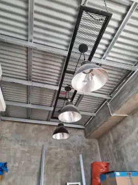Lampu taman cafe hias industrial