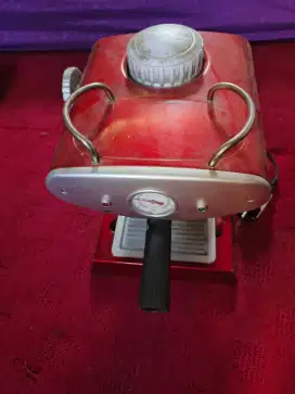 Mesin kopi expreso model old masih fungsi