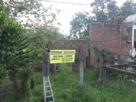 Tanah cocok untuk paddle dekat jalan raya dan pemukiman