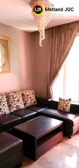 Dijual Rumah Luas 200 m2 SHM di Taman Modern Cakung Jakarta Timur