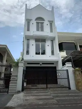 Termurah Rumah 3,5 Lantai Daerah Raya Satelit Surabaya