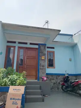 DIKONTRAKKAN RUMAH