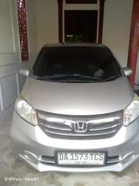 Dijual honda freed E AT CKD tahun 2013 Rp. 155.000.000,-