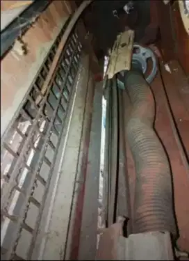 Service rolling door cibubur