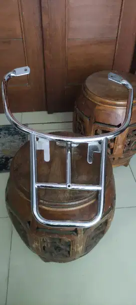 Support box vespa Lx Lxv S