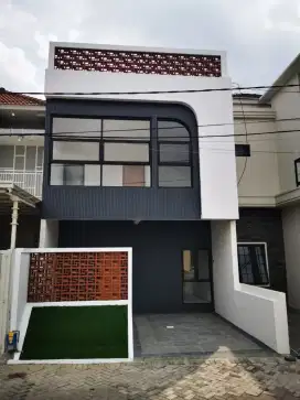Rumah Baru Siap Huni di Perumahan jalan Ikan Tombro Utara Suhat