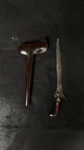 Keris patrem Sempaner ngulit semongko garap pulen ngelilin istimewa