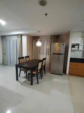 Disewakan Apartemen Trivium 2br Nyaman Lokasi Strategis View Danau
