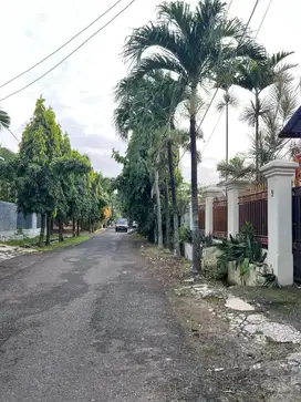 Rumah sewa  dalam komplek tanah kusir jakarta selatan siap huni