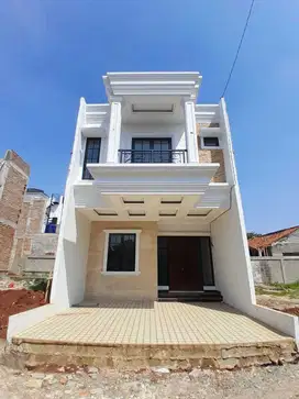 Cluster exclusive dekat lrt cibubur harga strat 800 jutaan
