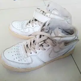 Sepatu Nike Air High Warna Putih No 41