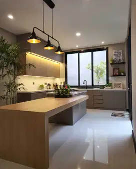 RUMAH BARU BANGUNAN MANDIRI 2.5 LANTAI DI BSD