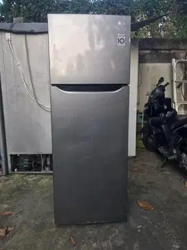 Kulkas LG smart inverter