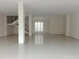 Disewakan Ruko Bangunan Baru di Cempaka Putih, Jakarta Pusat