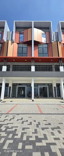 Ruko Gandeng Siap Pakai di Summarecon Crown Gading Bekasi