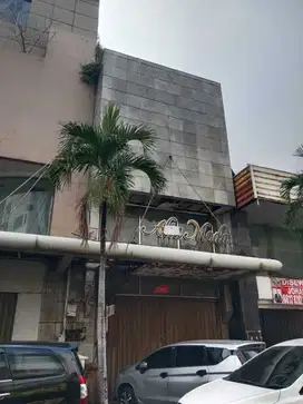 Ruko 3lt di Pasar Baru Sawah Besar, Hanya 8 Menit ke Tol Kemayoran
