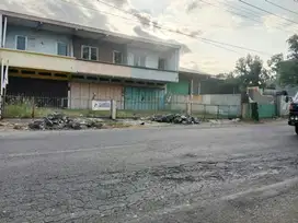 Ruko dan Gudang Strategis Pinggir Jalan Besar