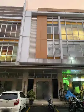 Ruko Sewa di Ruby Commercial Summarecon Bekasi