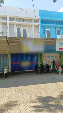 DISEWA RUKO HARGA TERJANGKAU DI RAYA SQUARE SIAP PAKAI 0 JALAN RAYA