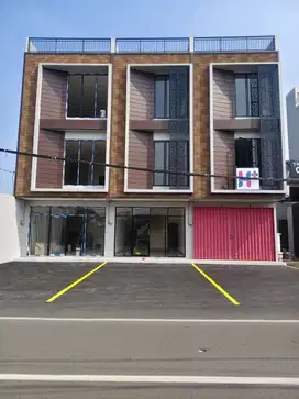 Ruko  3 Lantai cocok untuk usaha di Jagakarsa jakarta selatan