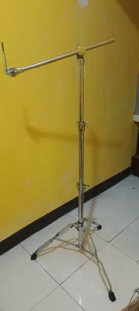 Stand boom peace