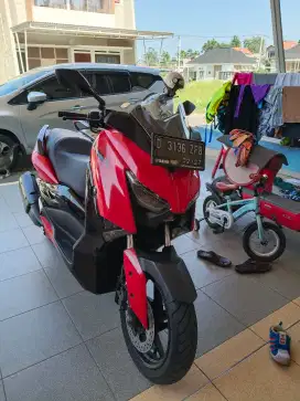 Jual Yamaha Xmax 2022 mulus low kilometer