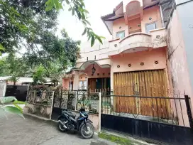 Disewakan rumah 2 lantai dekat Ke UGM