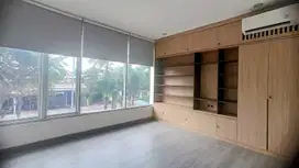 DIJUAL RUKO EMERALD BOULEVARD 2 LANTAI SUDAH RENOVASI DI BINTARO JAYA