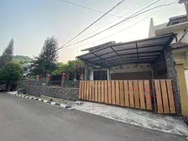 RUMAH MEWAH MURAH DI KOMPLEK VILLA CIBUBUR INDAH DEKAT TOL CIBUBUR