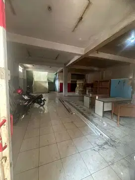 Di jual /Disewakan rumah toko Di Raya Dukuh Kupang