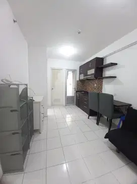 Sewa Apartemen gading nias 2kamar Semi furnish lt 7 Hook