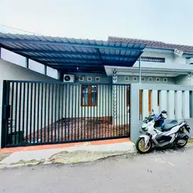 Rumah cantik nyaman strategis di Kota Solo