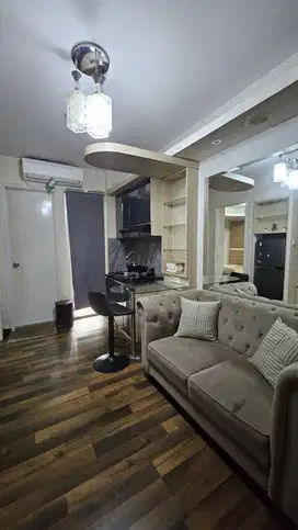 DISEWAKAN UNIT 2 KAMAR DEKAT MALL APT BASSURA CITY LANTAI RENDAH