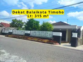 Rumah Kota Jogja Dekat Balai Kota Timoho Tanah Luas